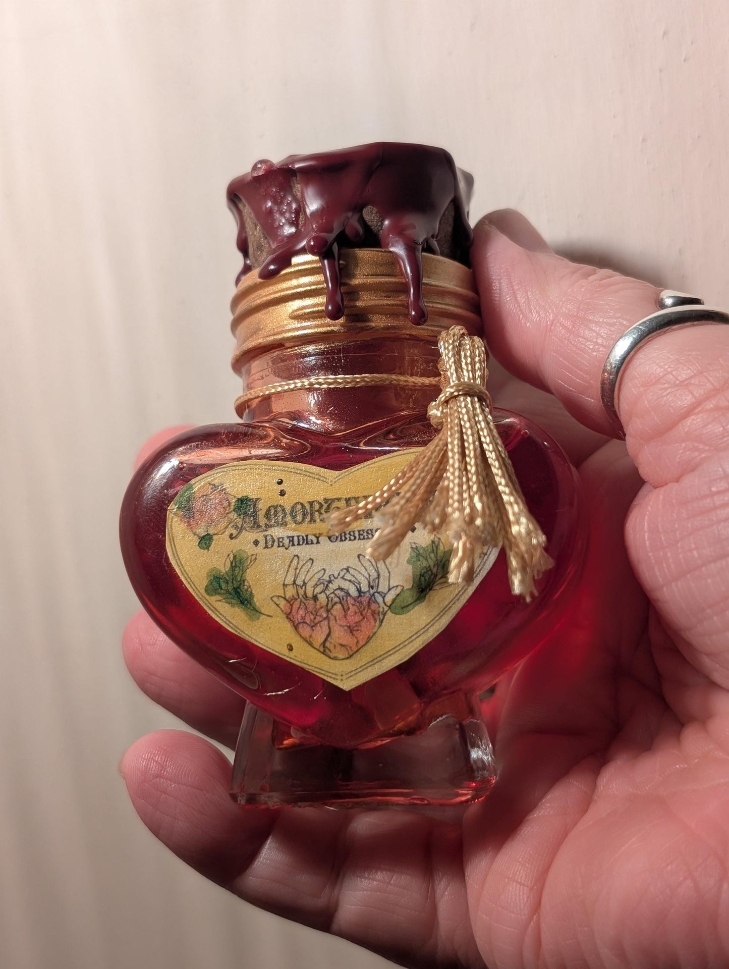 Love potion 'Amortentia' curio spell